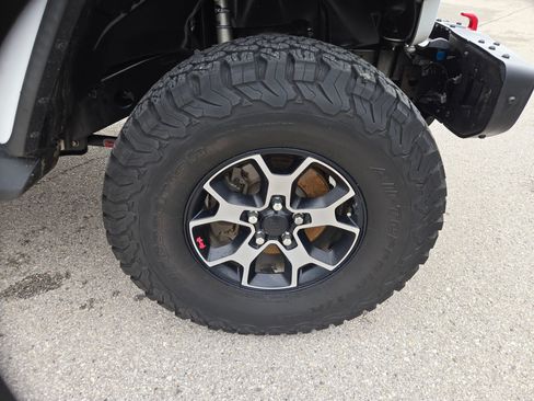 Used 2019 Jeep Wrangler Unlimited Rubicon AWD/4WD image 27