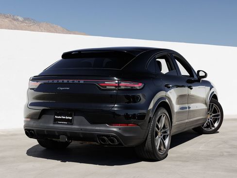 Certified 2023 Porsche Cayenne Coupe AWD/4WD image 7