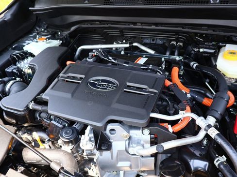 Used 2025 Subaru Forester Limited w/ Popular Package image 35