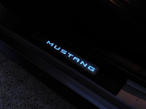 Used 2020 Ford Mustang Premium image 39