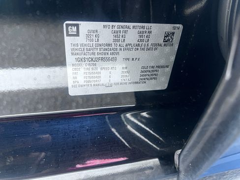 Used 2015 GMC Yukon Denali w/ Premium Package image 9