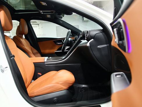 Used 2023 Mercedes-Benz C 300 4MATIC Sedan image 22