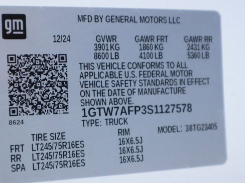 New 2025 GMC Savana 2500 w/ Driver Convenience Package RWD image 16