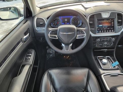 Used 2023 Chrysler 300 Touring L w/ Popular Equipment Group image 11