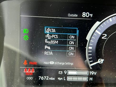 Used 2024 Toyota Tundra Platinum image 38