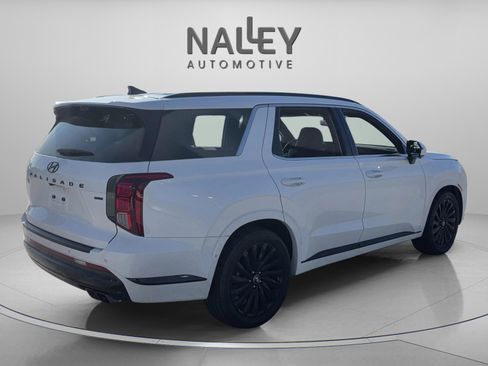 Used 2024 Hyundai Palisade Calligraphy image 4