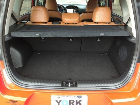 Used 2025 Kia Soul EX FWD image 23