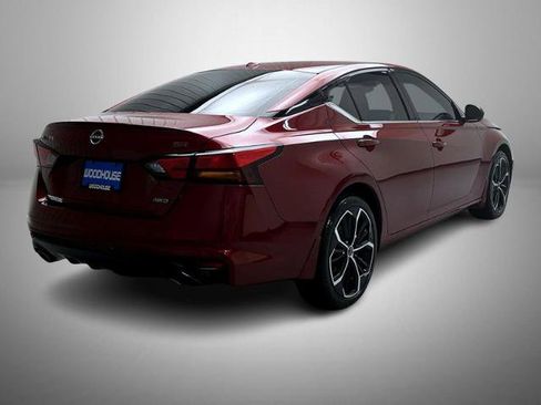 Certified 2024 Nissan Altima 2.5 SR w/ SR Premium Package AWD/4WD image 5