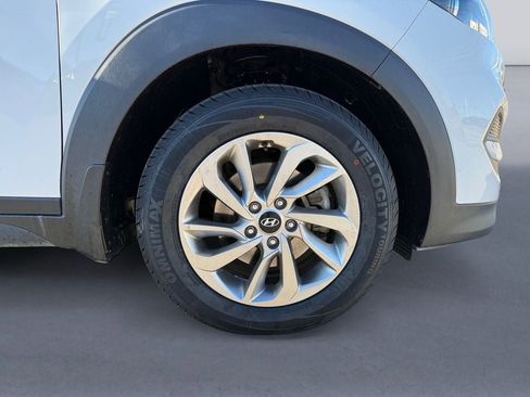 Used 2018 Hyundai Tucson SE image 9