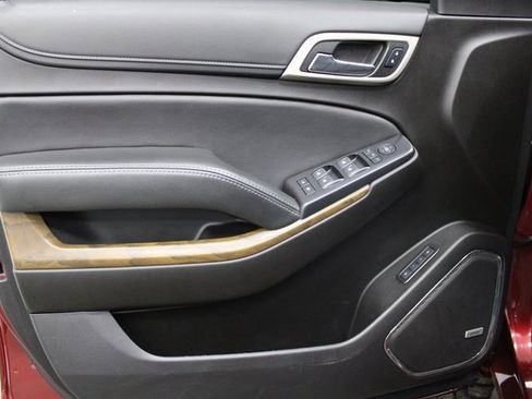 Used 2020 GMC Yukon XL Denali image 11