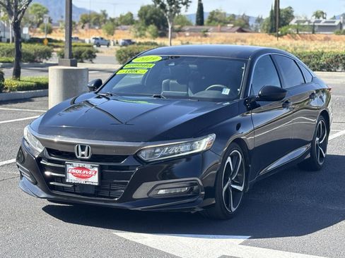 Used 2019 Honda Accord Sport image 3