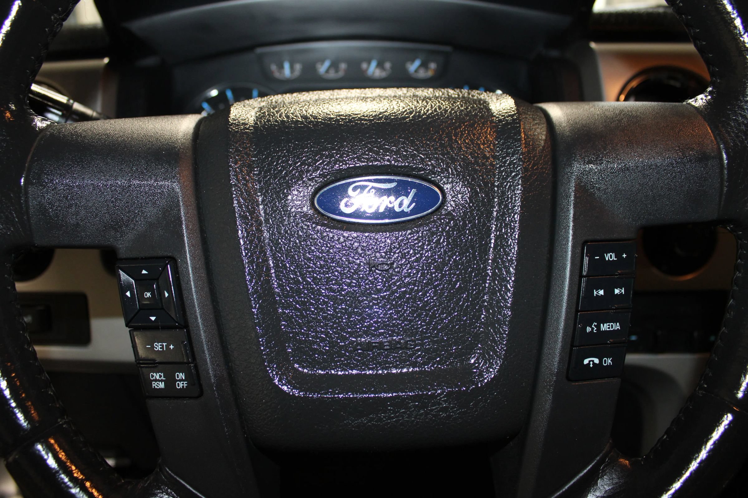 Used 2011 Ford F150 FX4 w/ FX Luxury Pkg AWD/4WD image 22