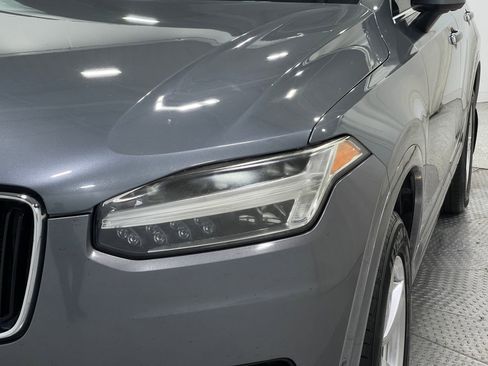 Used 2017 Volvo XC90 T5 Momentum w/ Vision Package image 32
