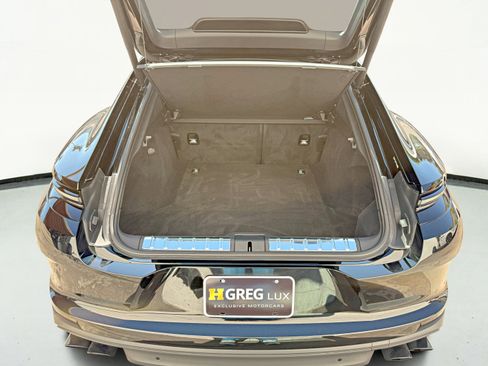 Used 2025 Porsche Panamera 4 image 63