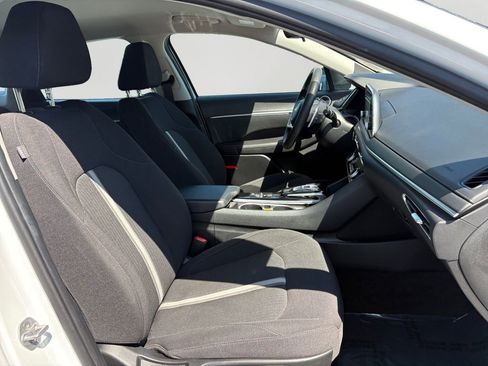 Used 2023 Hyundai Sonata Blue FWD image 10