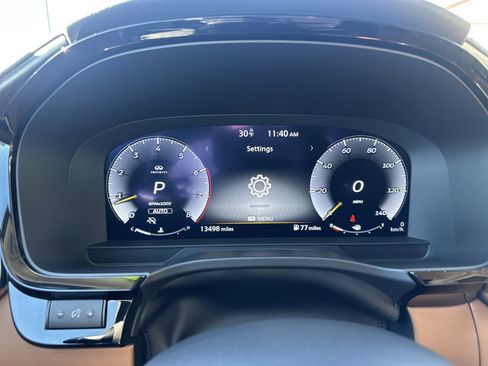 Used 2025 INFINITI QX60 Sensory w/ Vision Package image 16