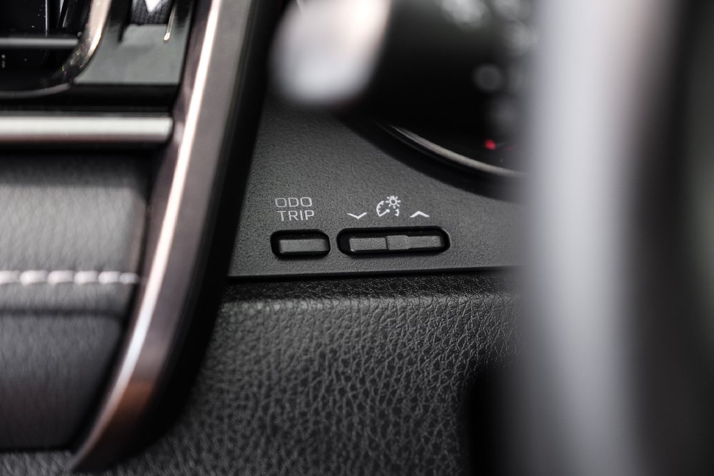 Used 2022 Toyota Camry XSE FWD image 29