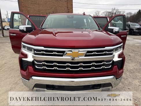 Used 2024 Chevrolet Silverado 1500 LTZ w/ LTZ Premium Package image 37