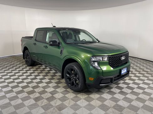 New 2025 Ford Maverick XLT w/ Black Appearance Package image 7