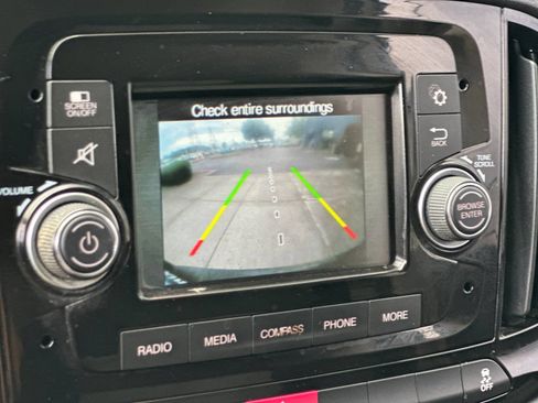 Used 2017 RAM ProMaster City Tradesman w/ Rear Back-up Camera Group FWD image 19
