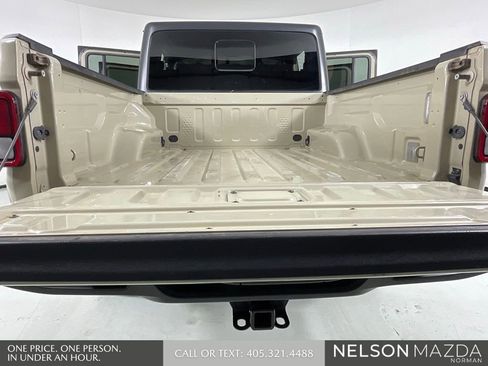 Used 2020 Jeep Gladiator Sport w/ Quick Order Package 24S image 13