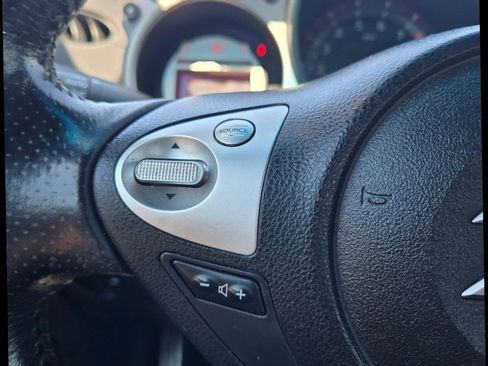 Used 2011 Nissan 370Z Coupe image 19
