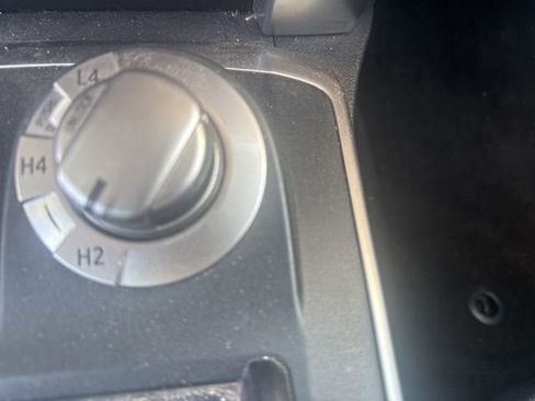 Used 2014 Toyota 4Runner SR5 Premium image 10