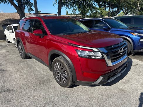 Used 2022 Nissan Pathfinder SL w/ SL Premium Package FWD image 4