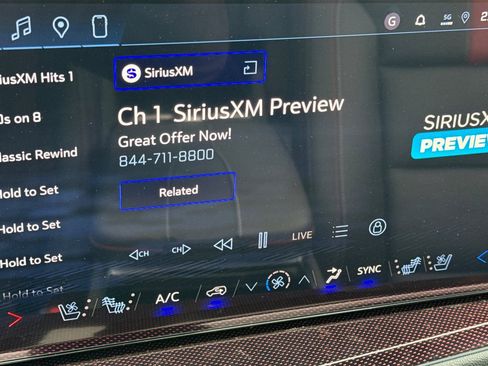 Used 2026 Chevrolet Traverse RS image 18