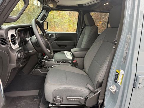 New 2026 Jeep Wrangler Unlimited Sport image 12