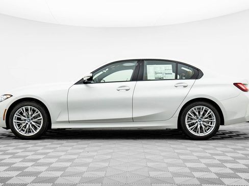 Used 2023 BMW 330i xDrive Sedan w/ Driving Assistance Package image 12