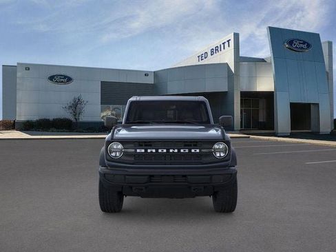 New 2025 Ford Bronco 4-Door image 7