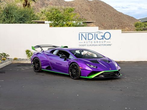 Used 2024 Lamborghini Huracan STO image 4