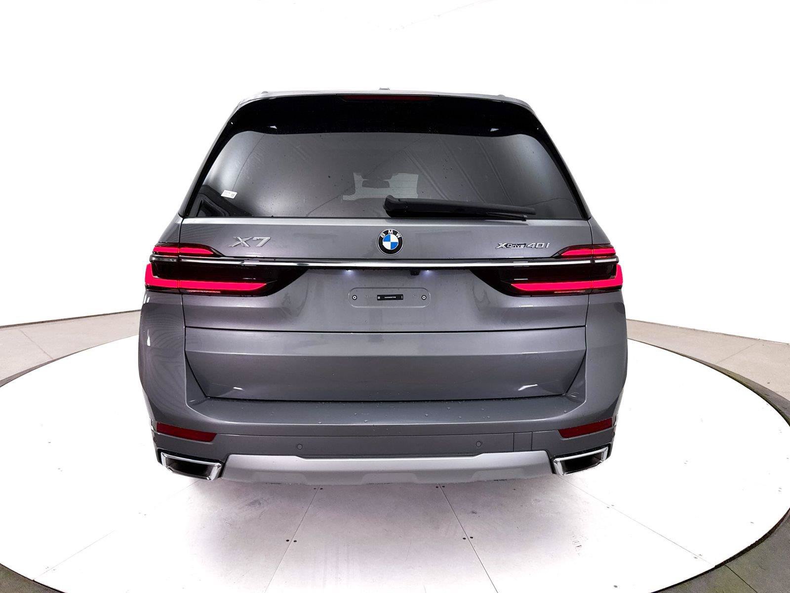 Used 2024 BMW X7 xDrive40i w/ Premium Package AWD/4WD image 19