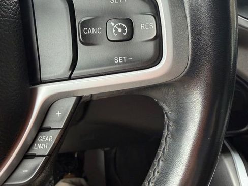 Used 2024 RAM 2500 Big Horn AWD/4WD image 24