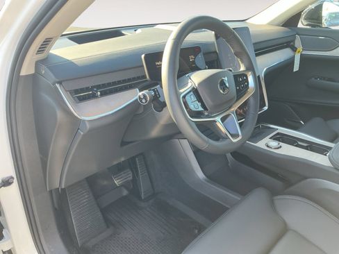 New 2025 Volvo EX90 Ultra w/ Protection Package Premier AWD/4WD image 10