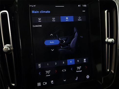 Used 2023 Volvo XC40 B5 Plus w/ Protection Package Premier image 51