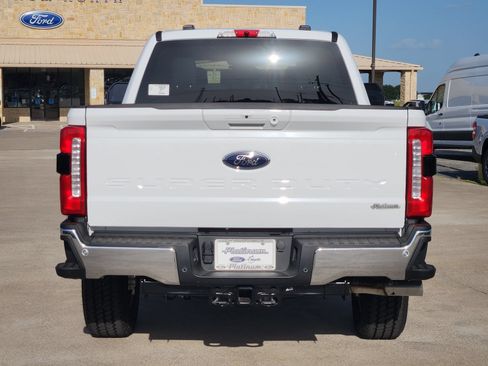 New 2026 Ford F250 XLT w/ XLT Premium Package AWD/4WD image 8