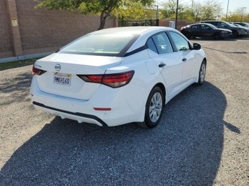 Used 2024 Nissan Sentra S image 5