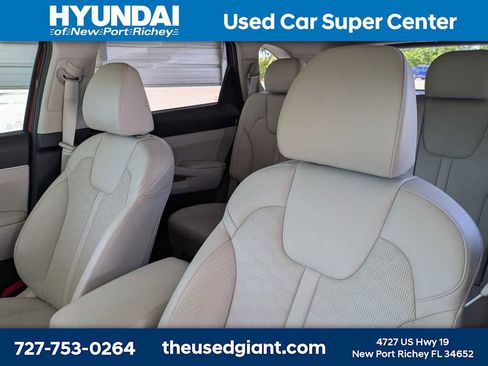 Used 2025 Kia Sorento S w/ Panoramic Sunroof Package FWD image 7