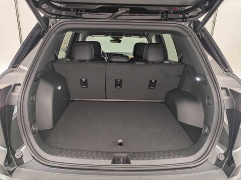New 2026 Chevrolet Equinox ACTIV w/ Convenience Package III AWD/4WD image 30