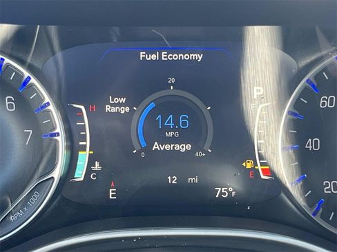 New 2026 Chrysler Pacifica Select w/ S Appearance Package image 15