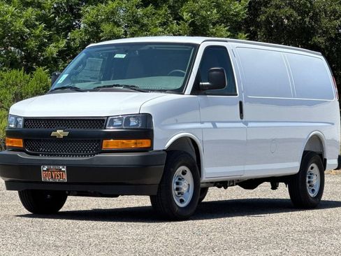 New 2026 Chevrolet Express 2500 w/ Driver Convenience Package RWD image 8
