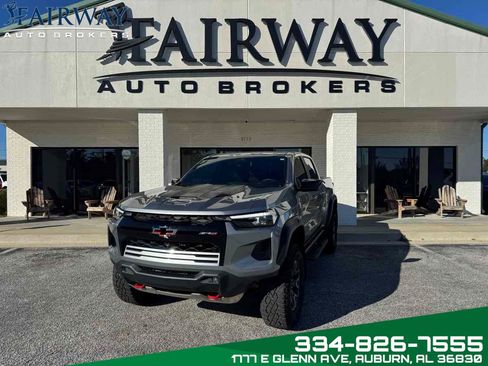 Used 2024 Chevrolet Colorado ZR2 w/ ZR2 Convenience Package III image 1