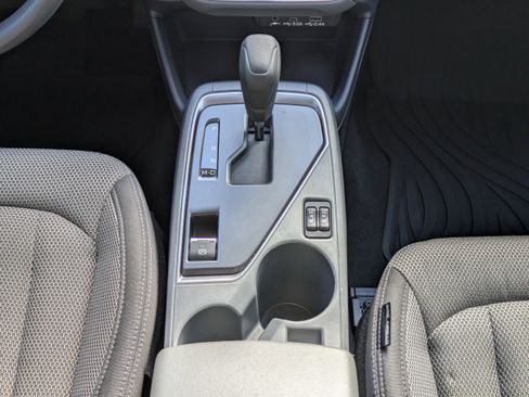 Used 2024 Subaru Crosstrek 2.0i Premium image 19