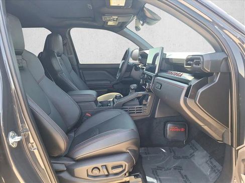 Certified 2025 Toyota Tacoma TRD Pro AWD/4WD image 19