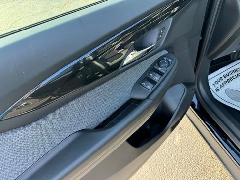 New 2026 Chevrolet TrailBlazer LT w/ LT Cold Weather Package FWD image 3