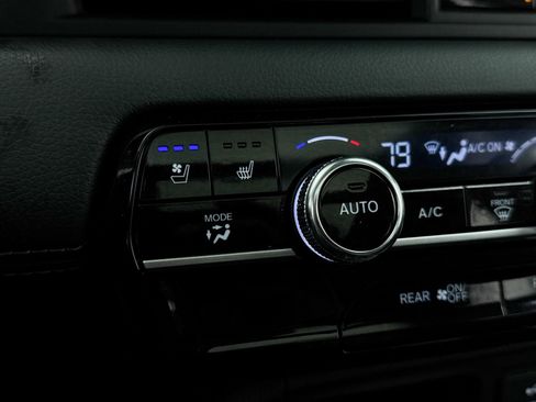 Used 2023 Honda Pilot Elite image 29