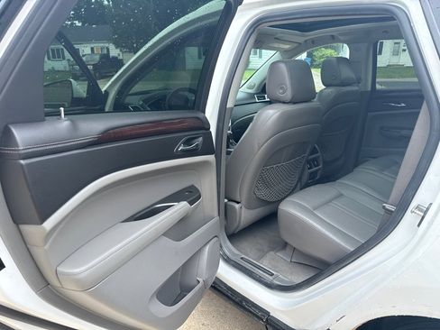 Used 2012 Cadillac SRX Luxury AWD/4WD image 12