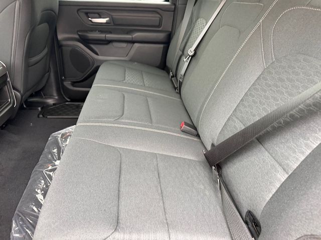 New 2026 RAM 1500 Express AWD/4WD image 13